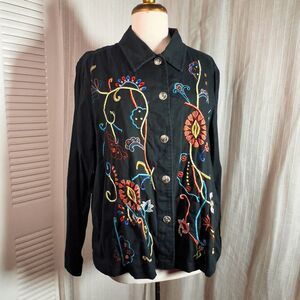 White Stag Jacket Size XL 90's Women's Black Embroidered Jean Jacket